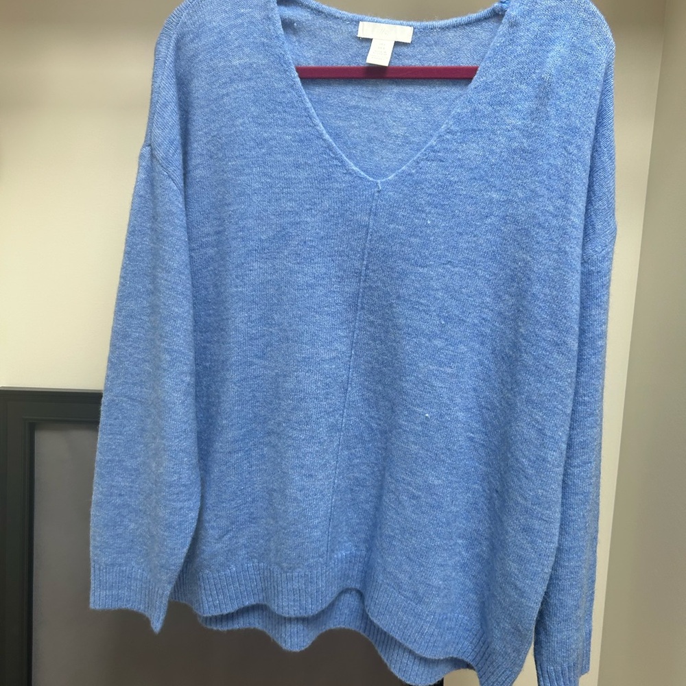 H&M Blue V-Neck Sweater Soft Knit. Size large.